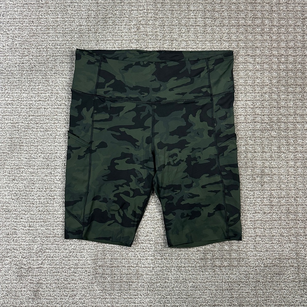 Lululemon Fast and Free High-Rise Short 8 Nulux Camo Dark Olive Women Size 12